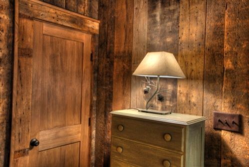 Bedroom - rustic bedroom idea in Richmond