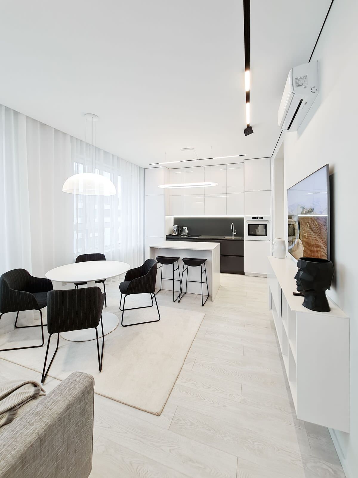 Белый минимализм