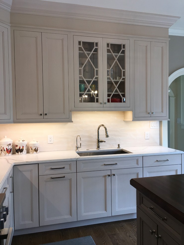 Transitional kitchen photo in DC Metro