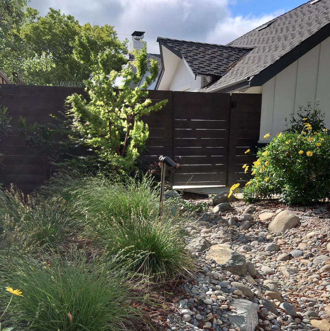 MODERN, MODERN, MODERN