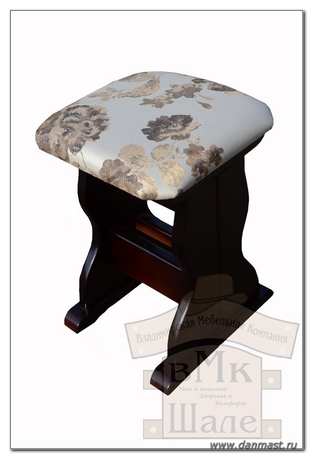 Табуреты из массива