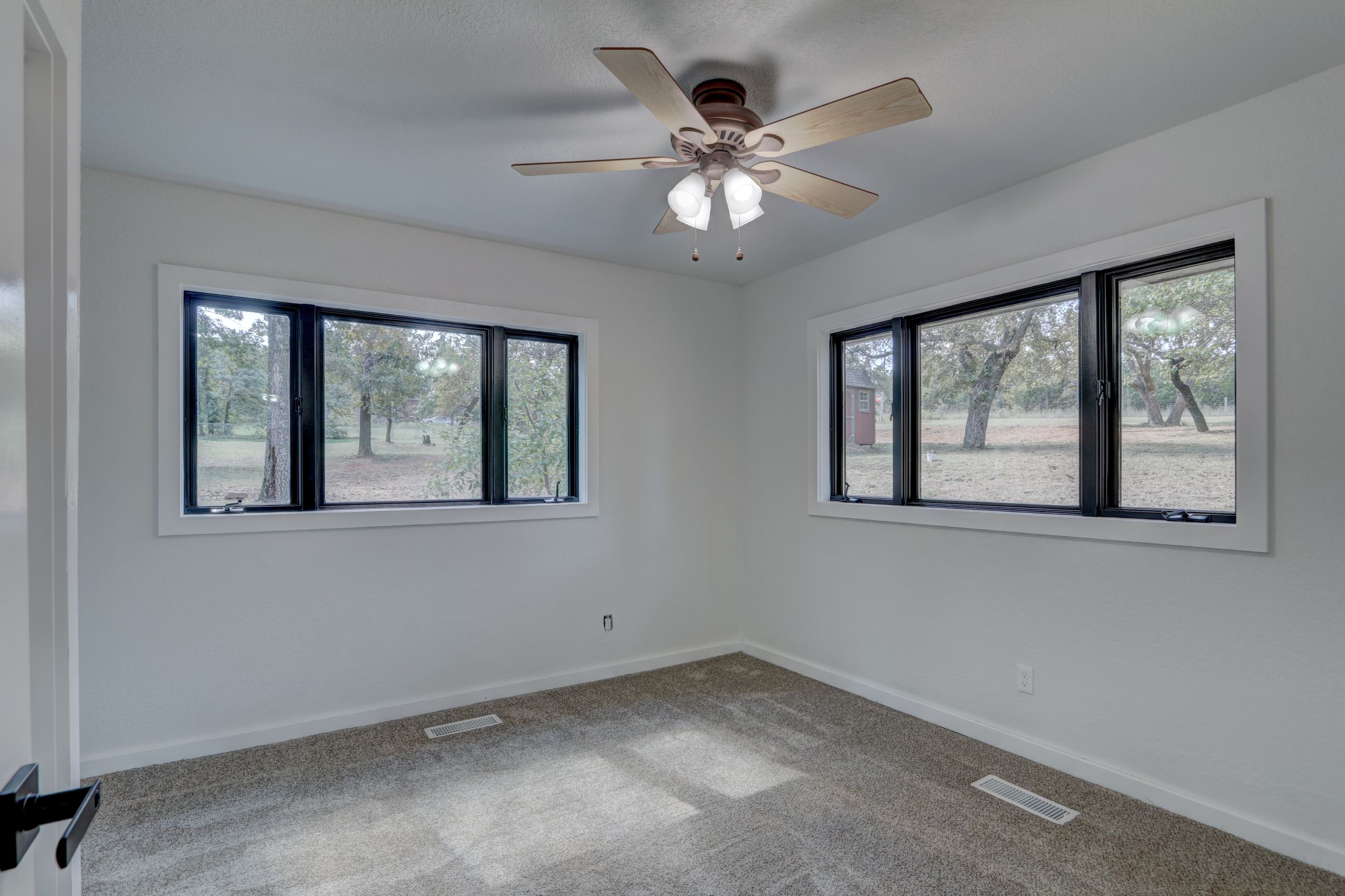 36-11005 Blueberry Drive-30.jpg