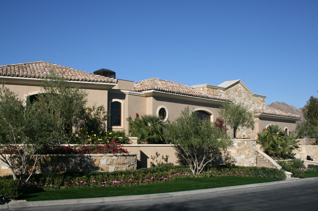 Lawn and Landscape contemporary-garden