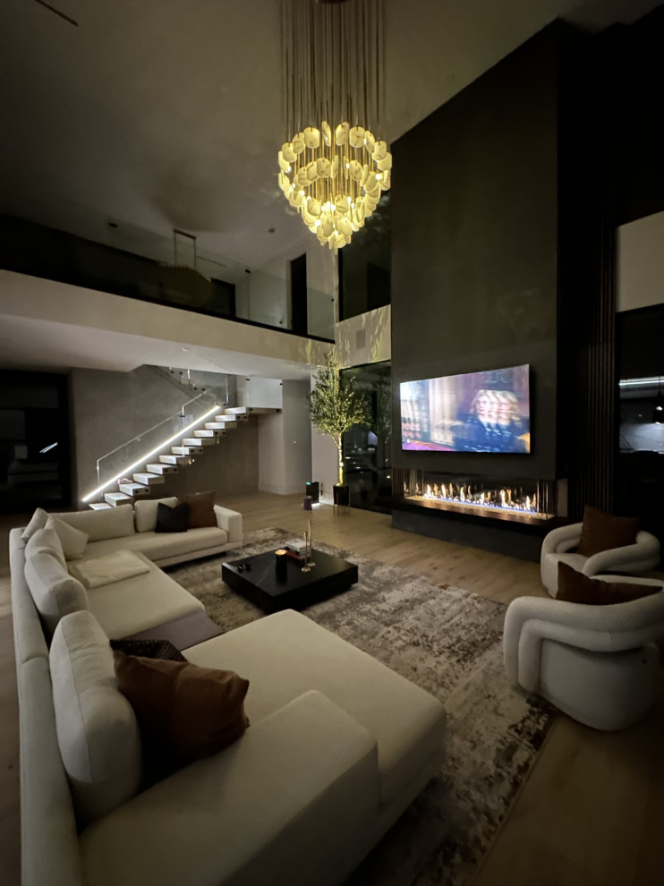 Texas Modern, Aggie Land, New Build