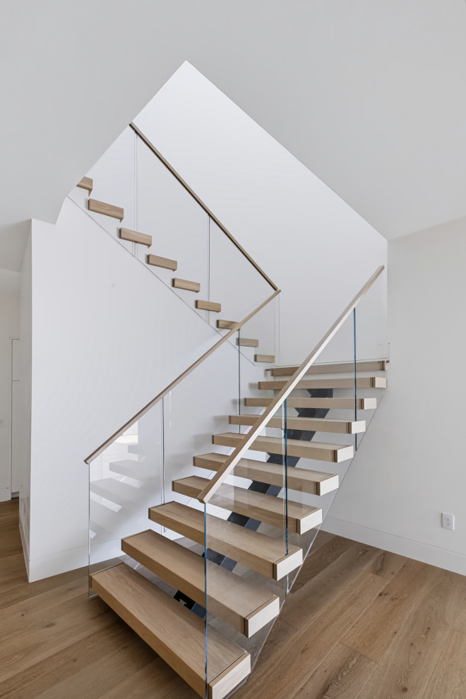 GLASS RAILING