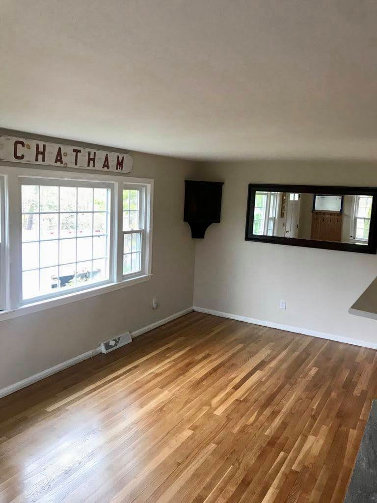 Natural White Oak Hardwood Flooring