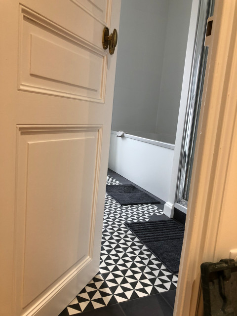 Maison B - r&eacute;novation compl&egrave;te minimalistisch-badezimmer