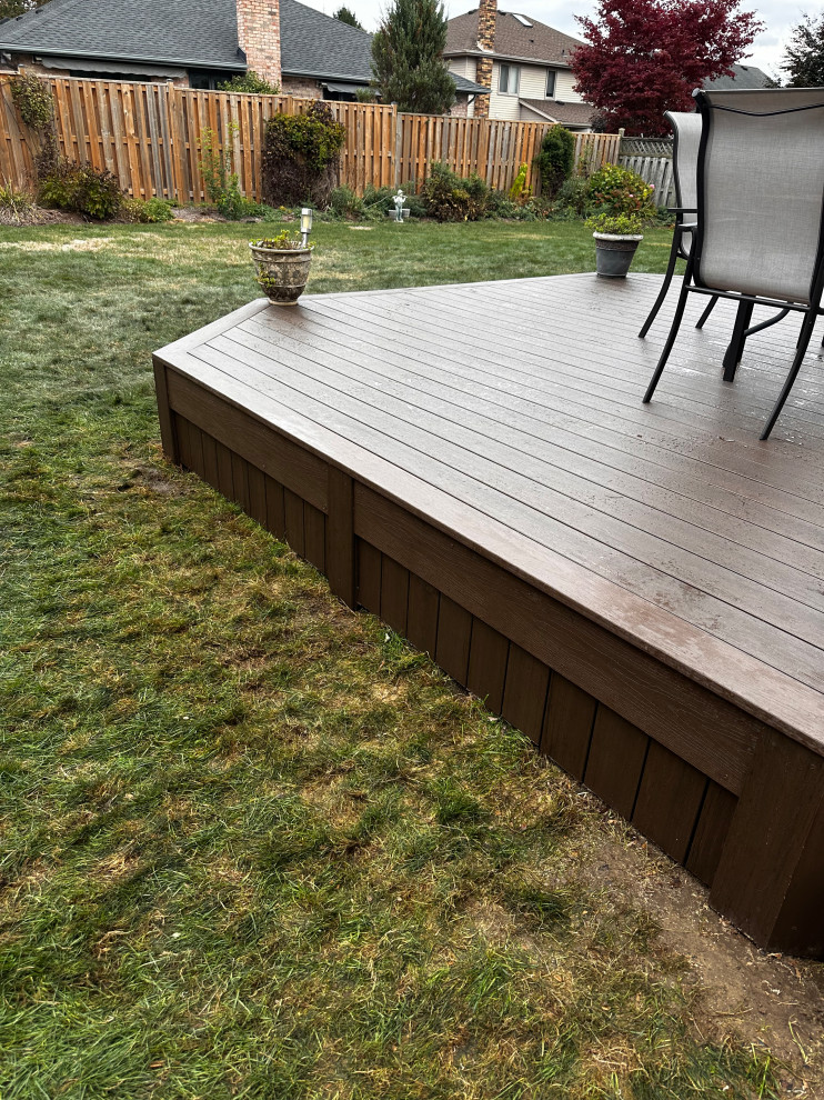 Jennifer Cres - Composite Deck Refinish