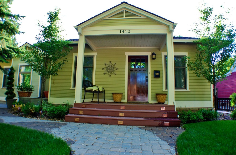 This is an example of a traditional entryway in Boise.