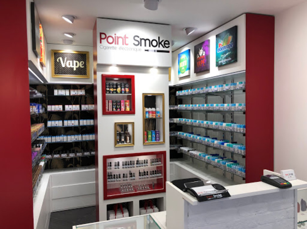 Création boutique " POINT SMOKE " rue Monge 75005 Paris.