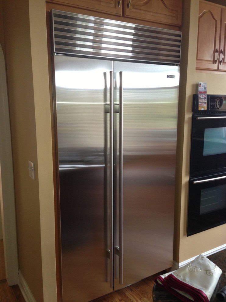 Kitchen - kitchen idea in St Louis