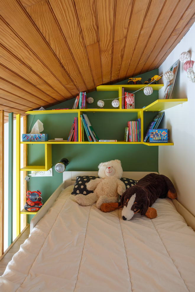 Idée de décoration pour une petite chambre d'enfant design.