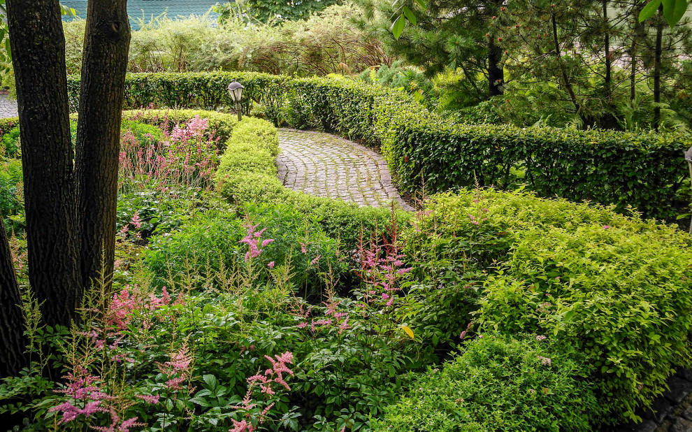 Усадьба на холме