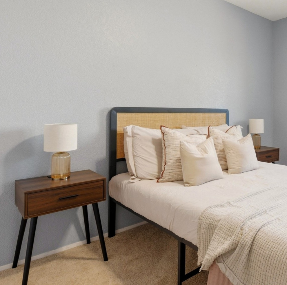 3325 Tonopah St, Oceanside, CA 92054