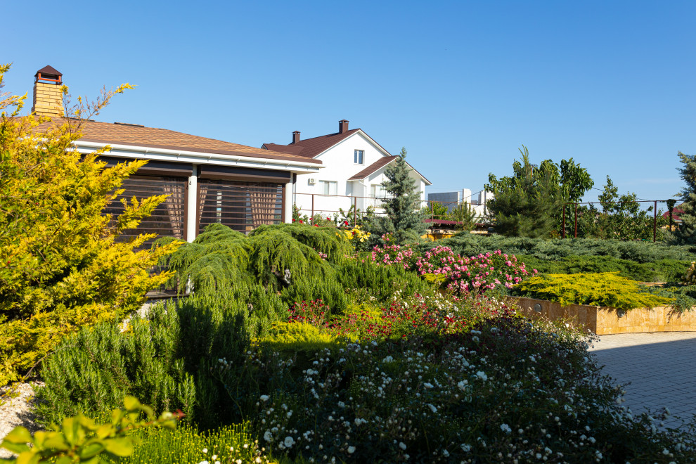 Сад: "Крымский бриз"