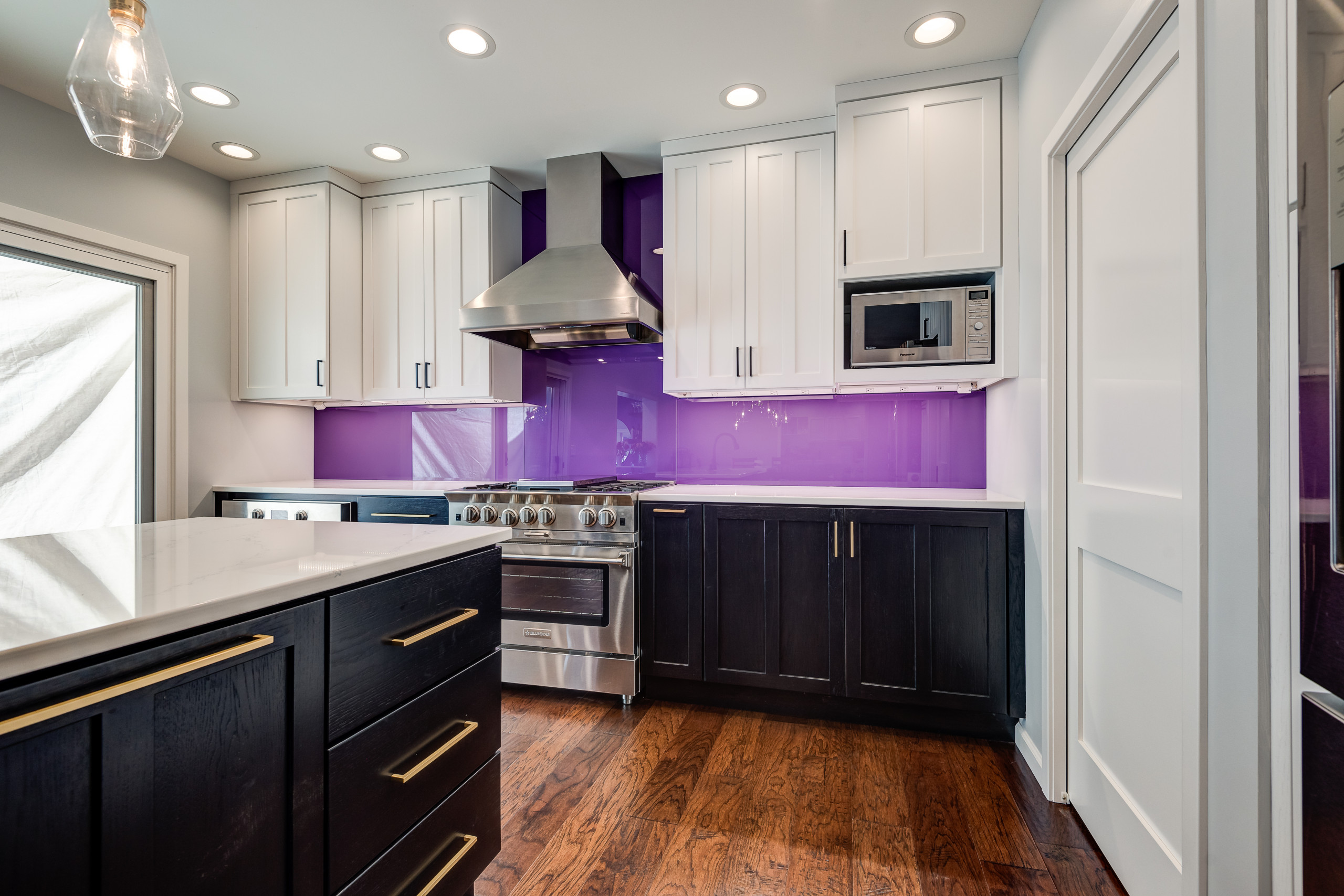 Modern Contemporary Kitchen