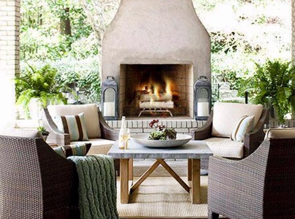 Inspiration for a transitional home design remodel in Chicago