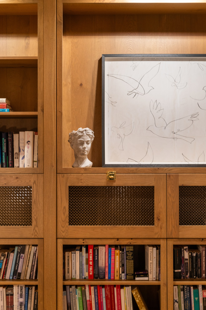 Home design - transitional home design idea in Vancouver