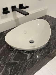 Bathroom - transitional bathroom idea