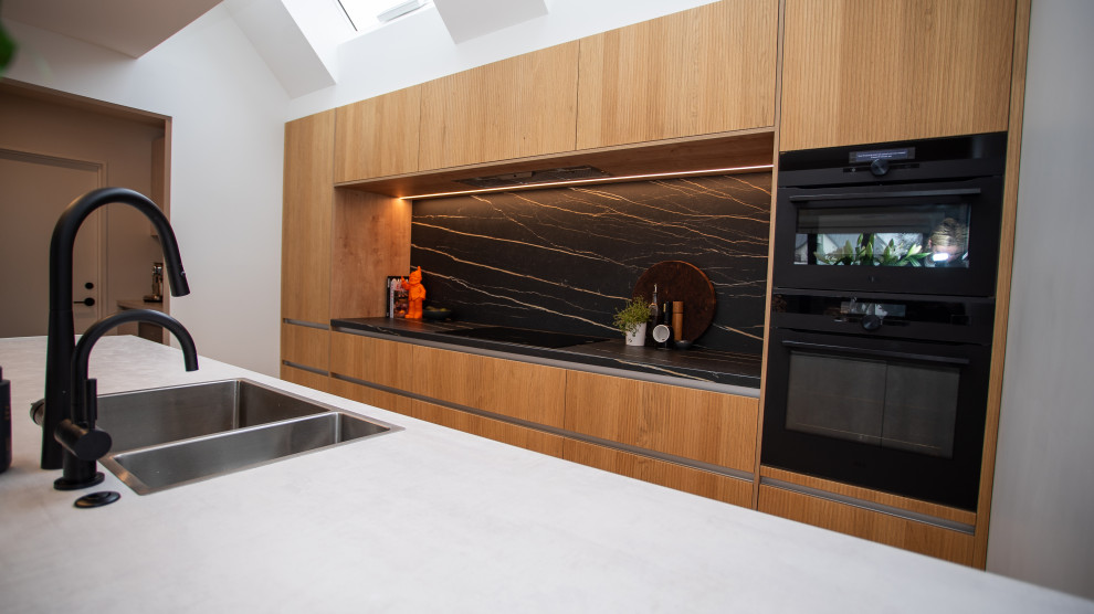 Oak and Drama Kitchen Renovation