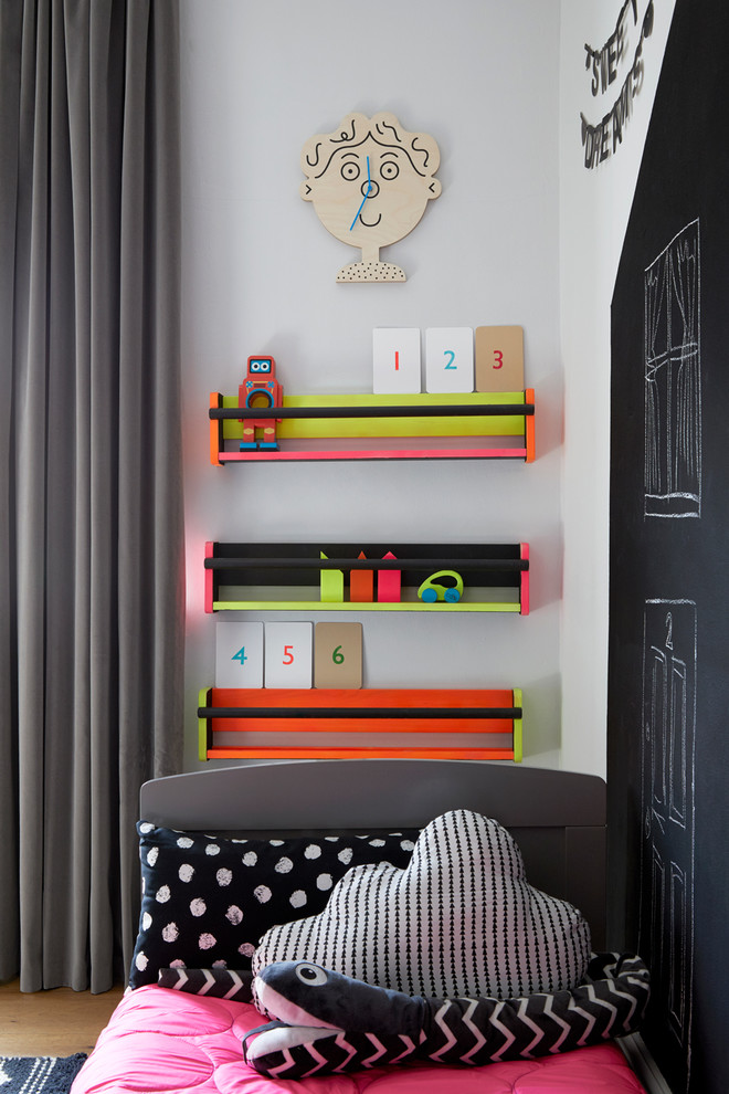 This is an example of a scandinavian kids' room in London.