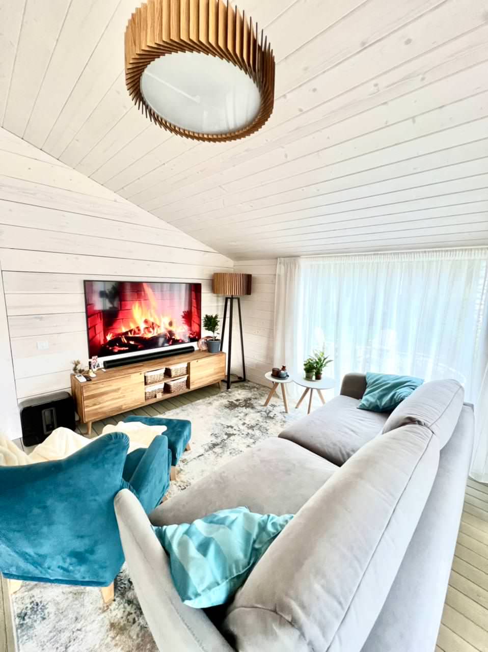 Дубльдом: уютная гостиная