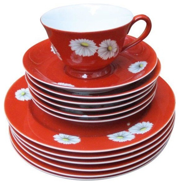 Noritake Fine China Red With White Flowers Gold Trim Contemporary