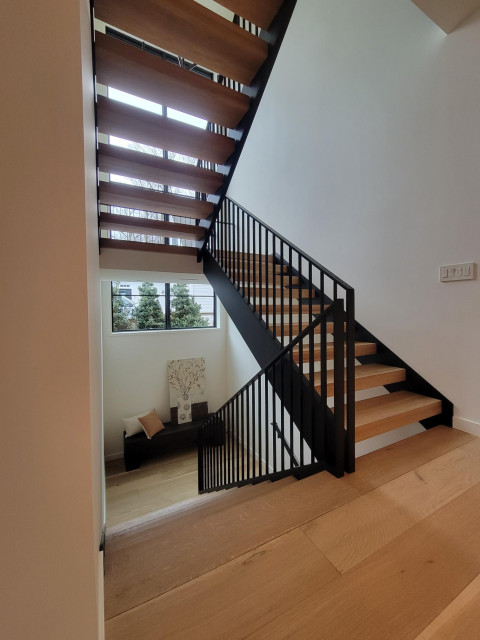 Project #146 | Mid Century Modern Staircase mid-century-treppen