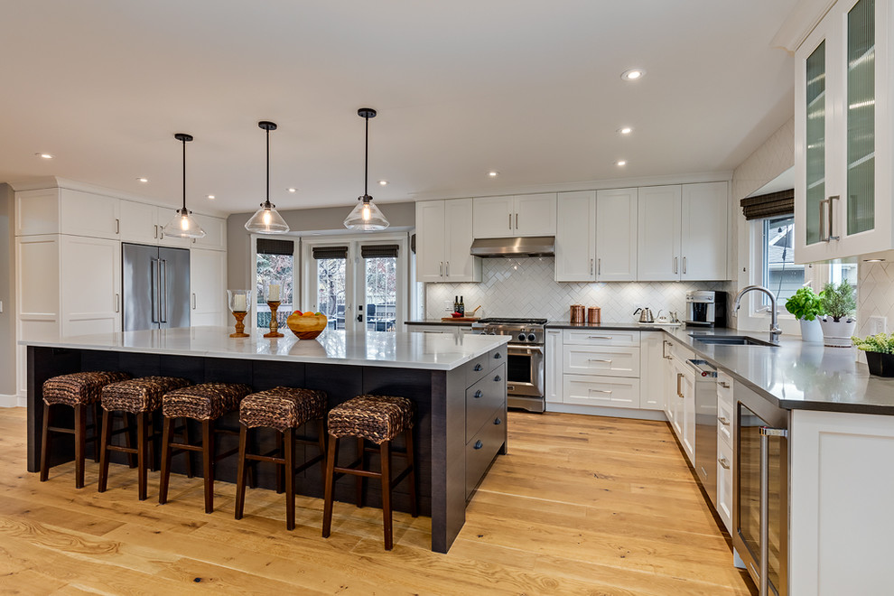 Transitional kitchen photo in Calgary