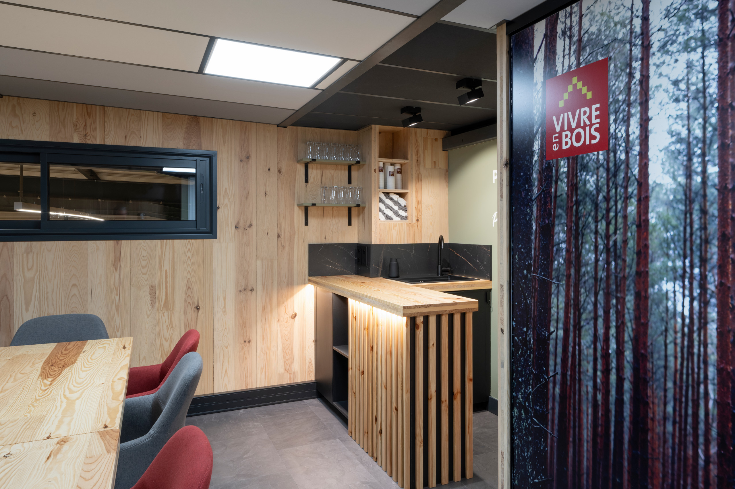 Comme chez soi au travail I Kitchenette salle de réunion