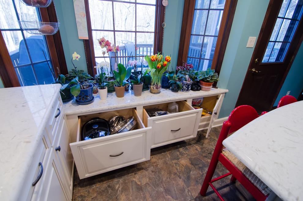 Example of a large transitional kitchen design in Raleigh