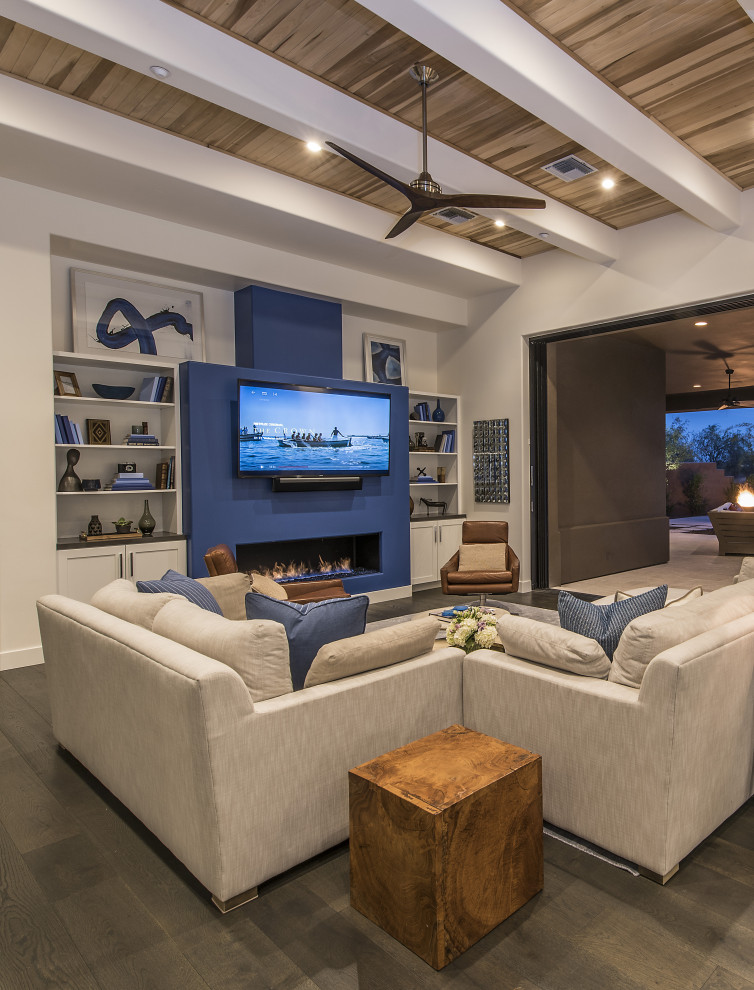 Inspiration for a transitional home design remodel in Phoenix