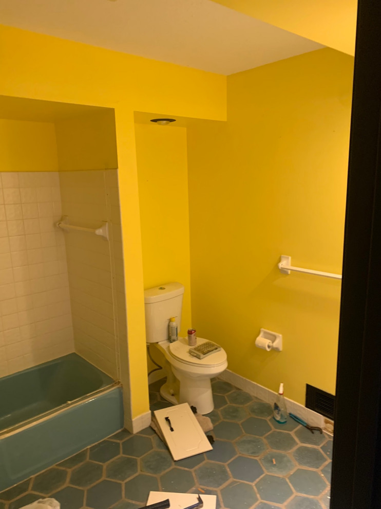 what to do with the space behind the toilet