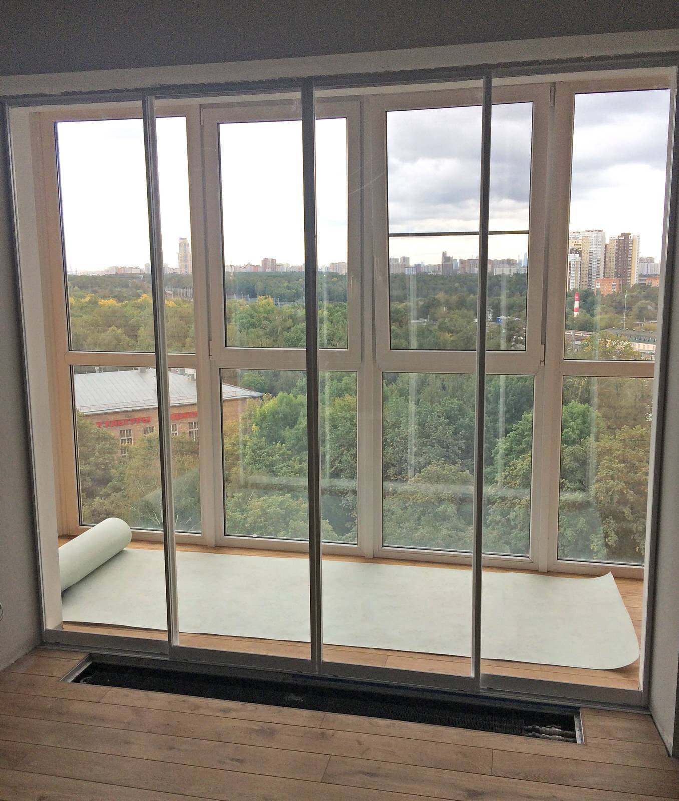 Перегородка на балкон