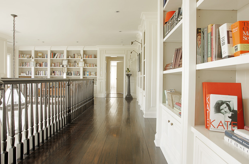 Traditional hallway in Los Angeles with white walls.