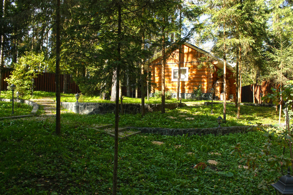 Ландшафтный дизайн дачного участка в лесу к/п "Лесной родник"