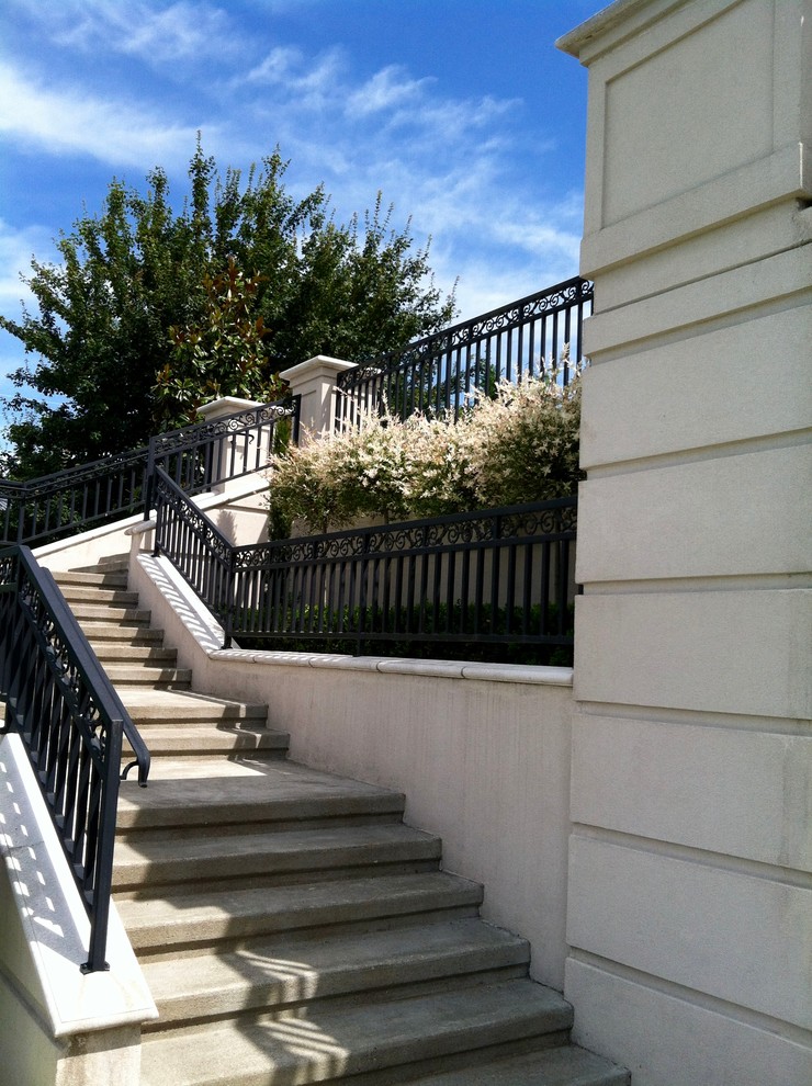 Home design - traditional home design idea in Seattle