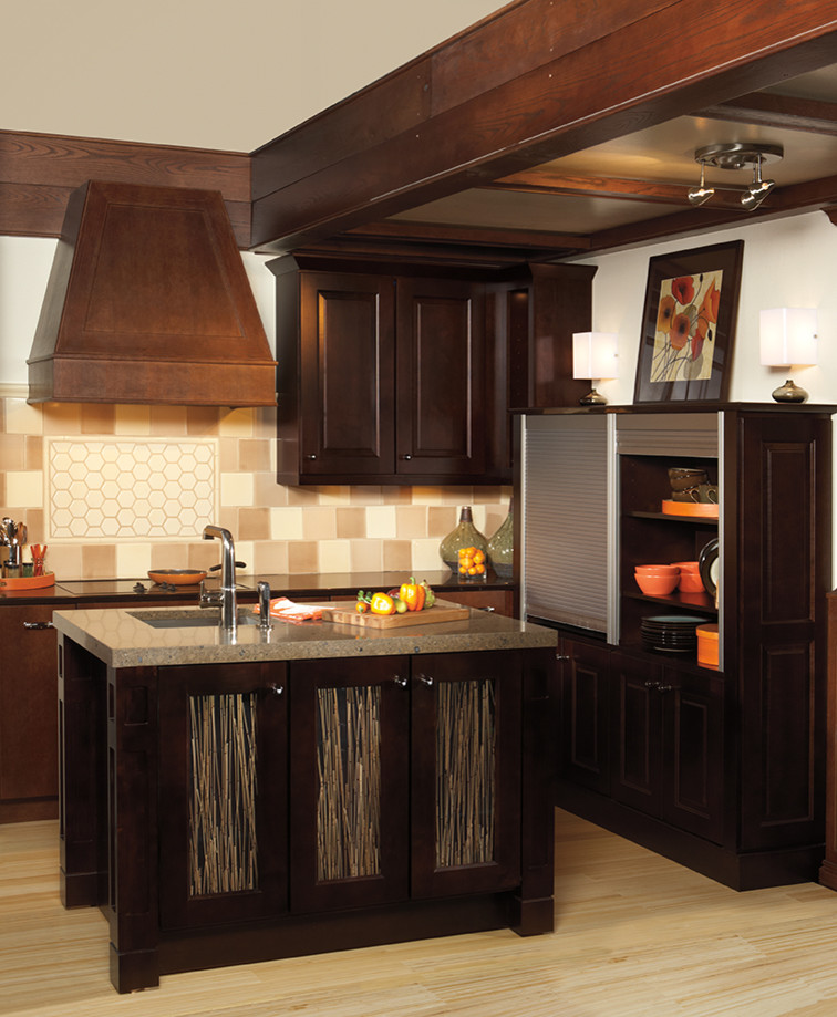 Kitchen - transitional kitchen idea