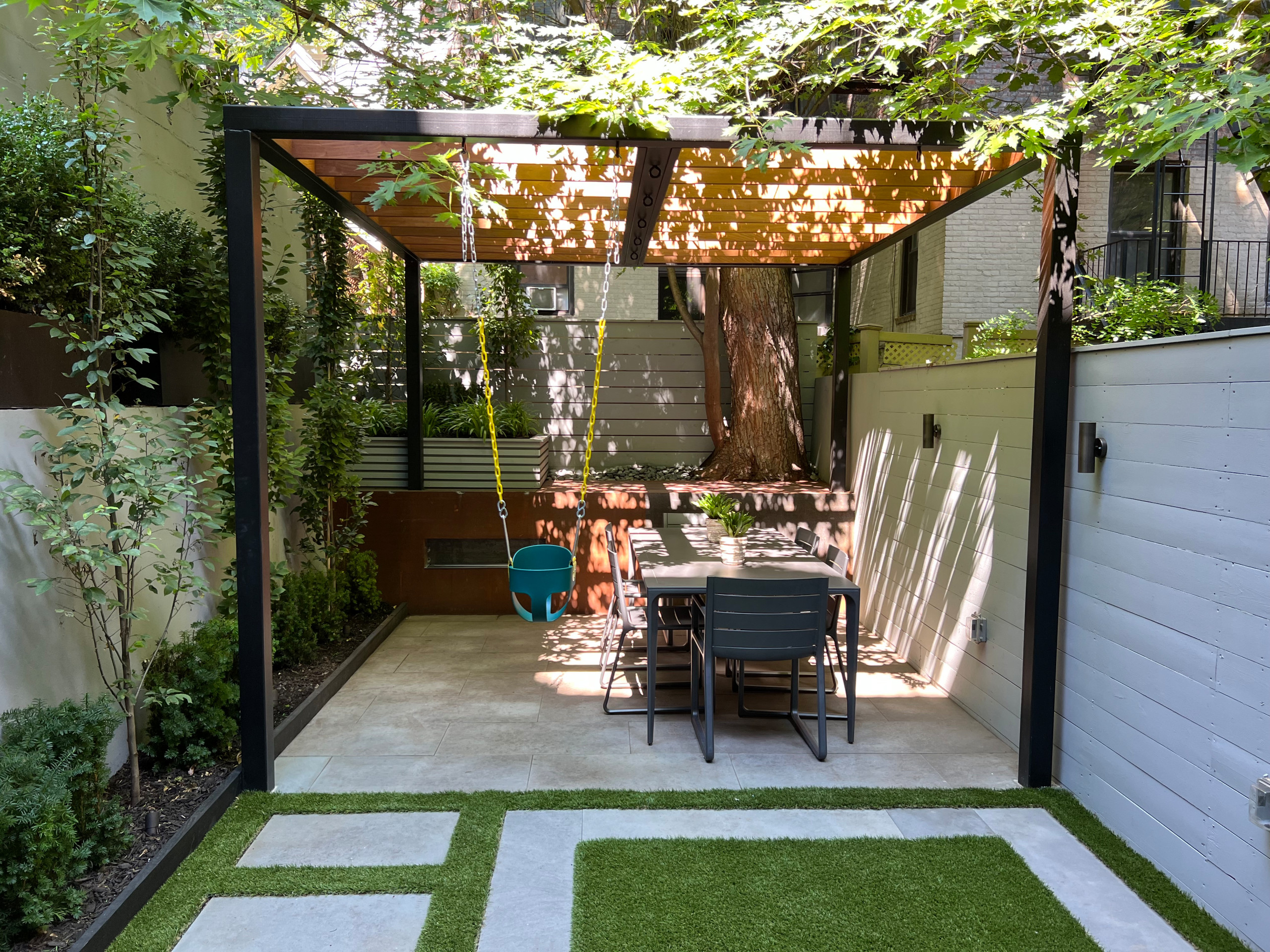 Kid friendly narrow garden