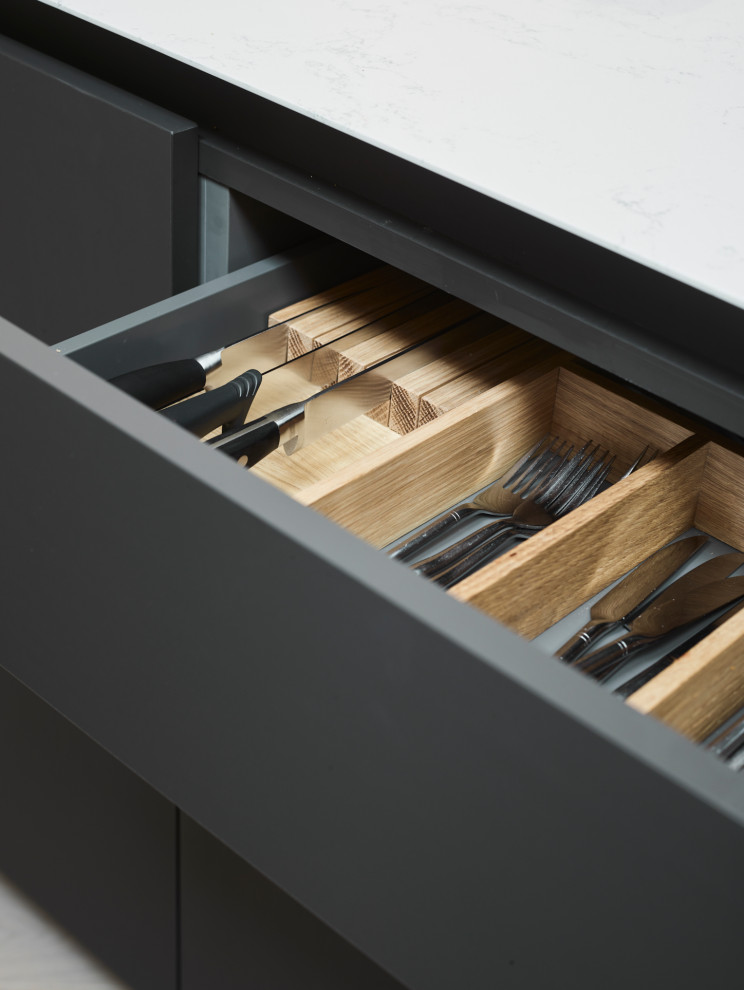 Inspiration for a contemporary kitchen in London.
