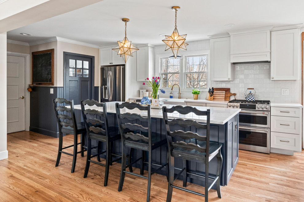 Kitchen - kitchen idea in Denver