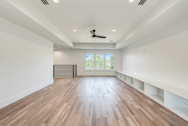 1318 Apache arts-and-crafts-living-room