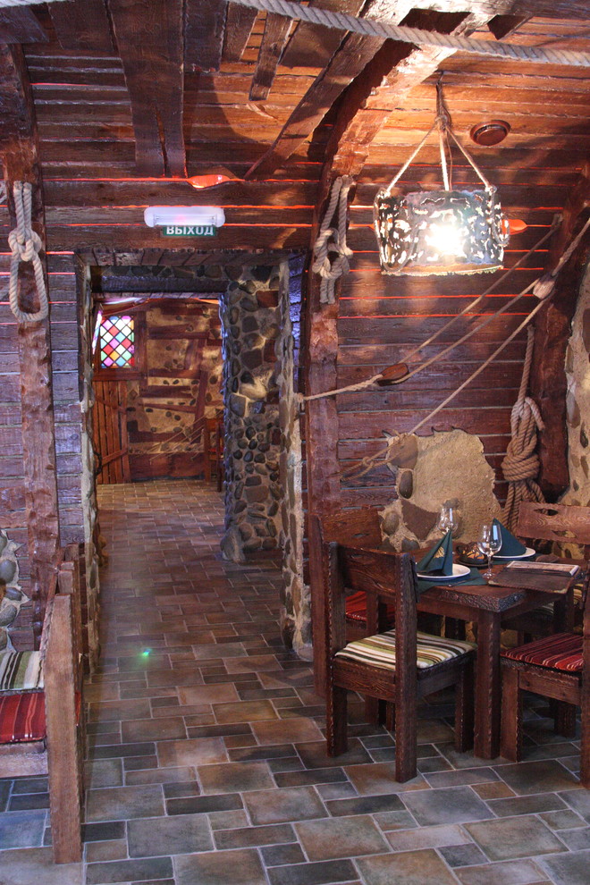 "Драккар", пивной ресторан.