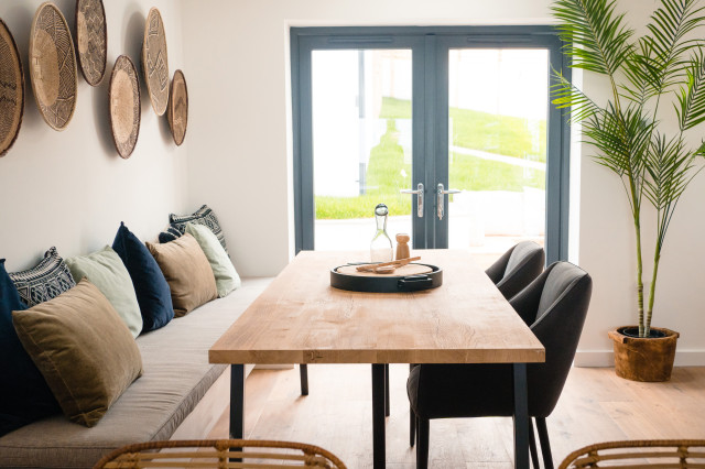 Fairhaven coastal-dining-room