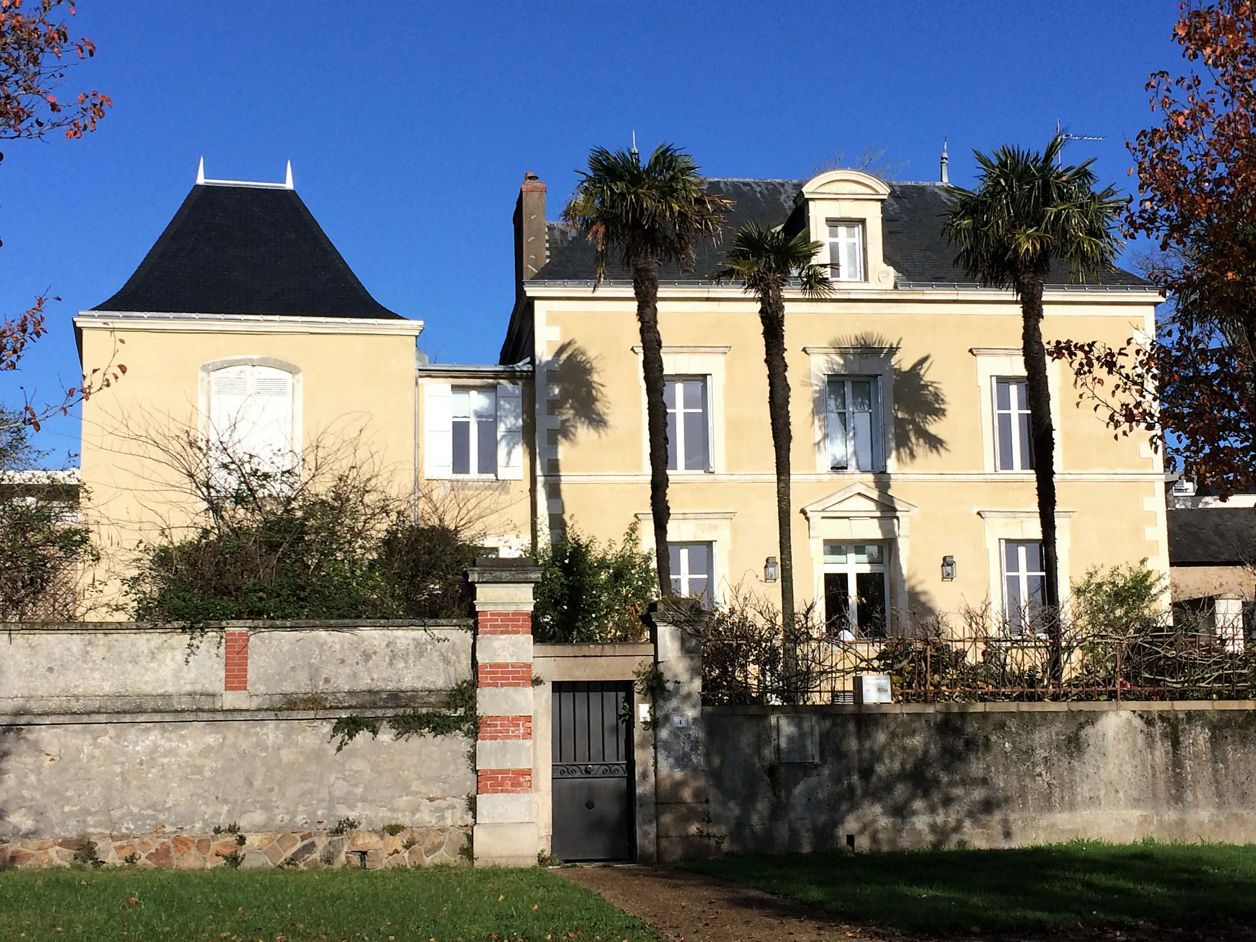 Nettoyage façade maison des bords de Loire
