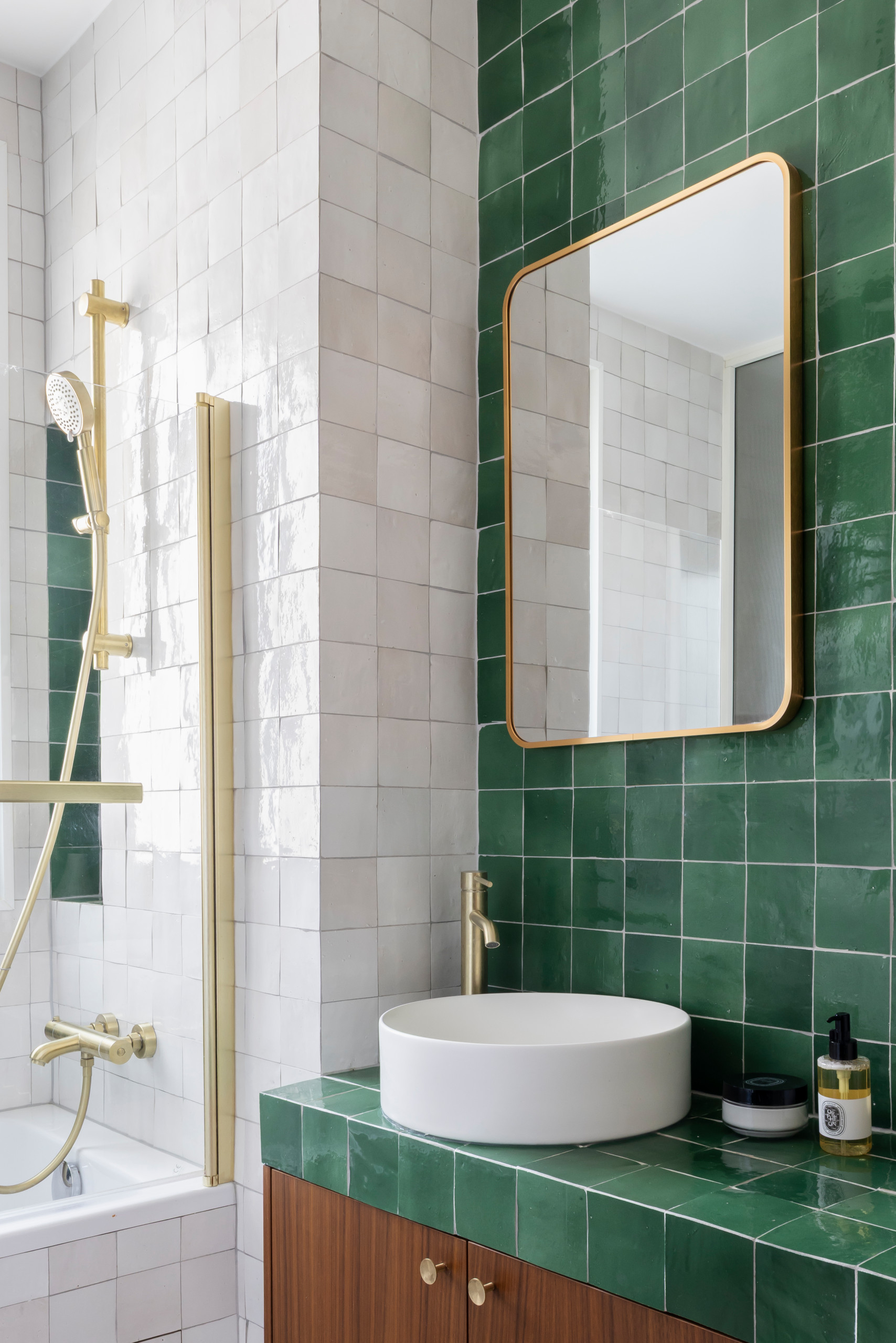 Transformer les usages d’un appartement parisien de 63 m² – Paris 10e