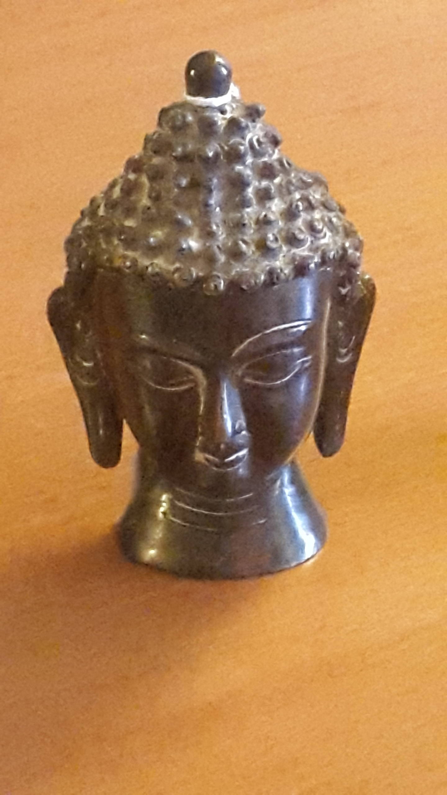 Tête de bouddha (laiton - provenance Inde)