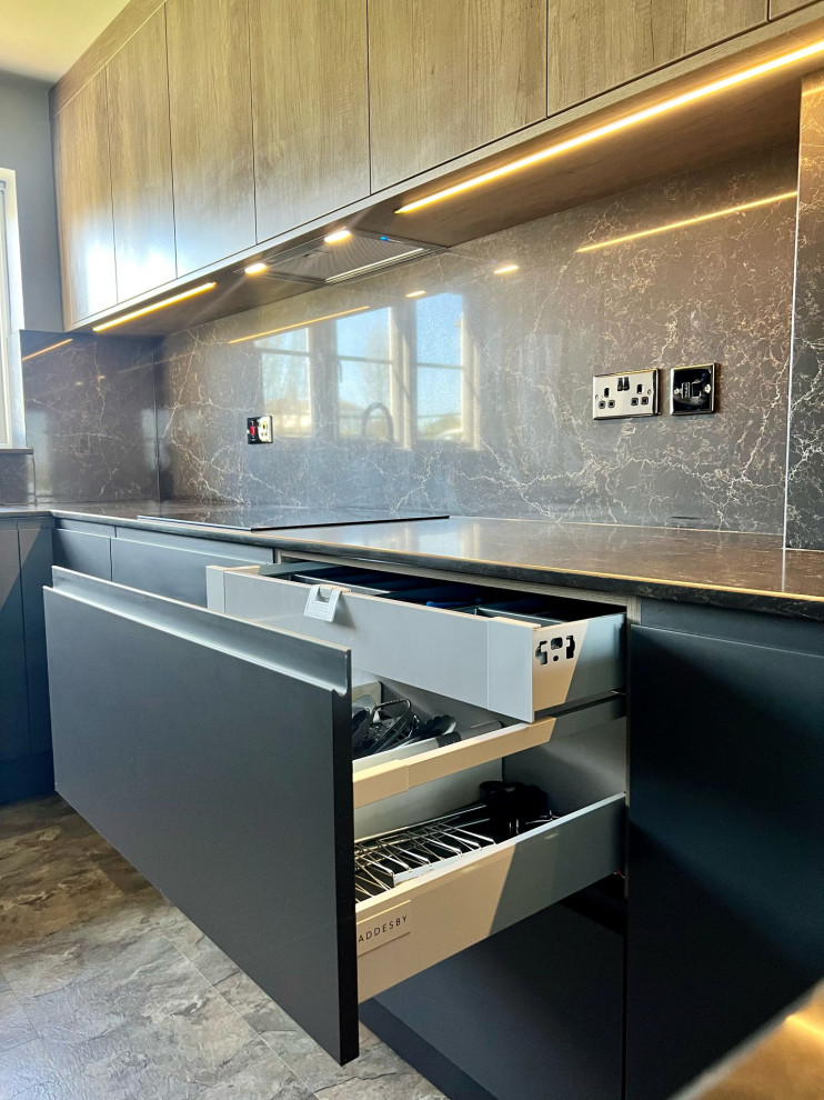 The Hinckley Kitchen - Volpi True Handleless - RRP £30,500 - Luxe Price £25,000