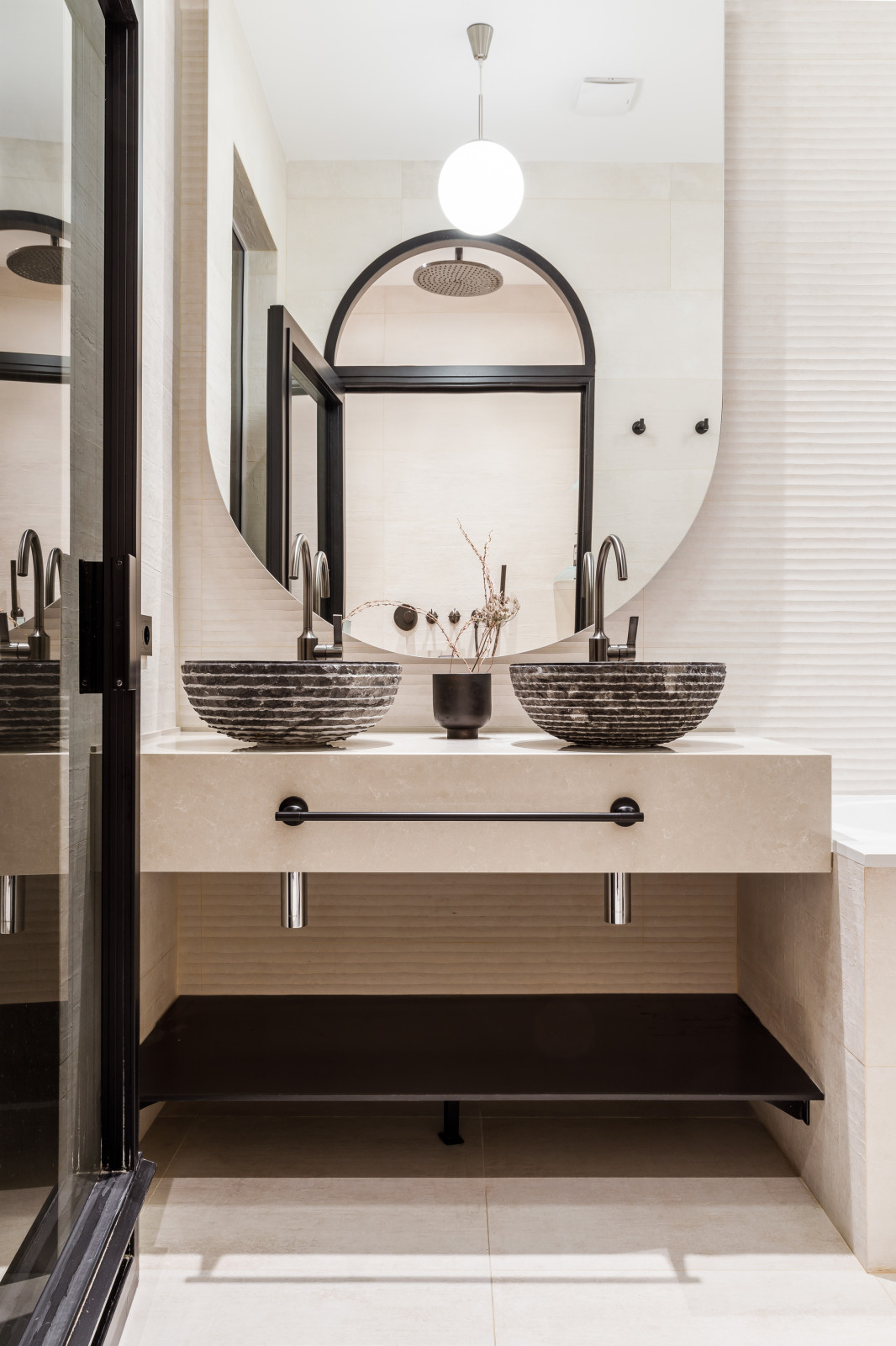 Квартира с панорамными окнами в ЖК АДМИРАЛ