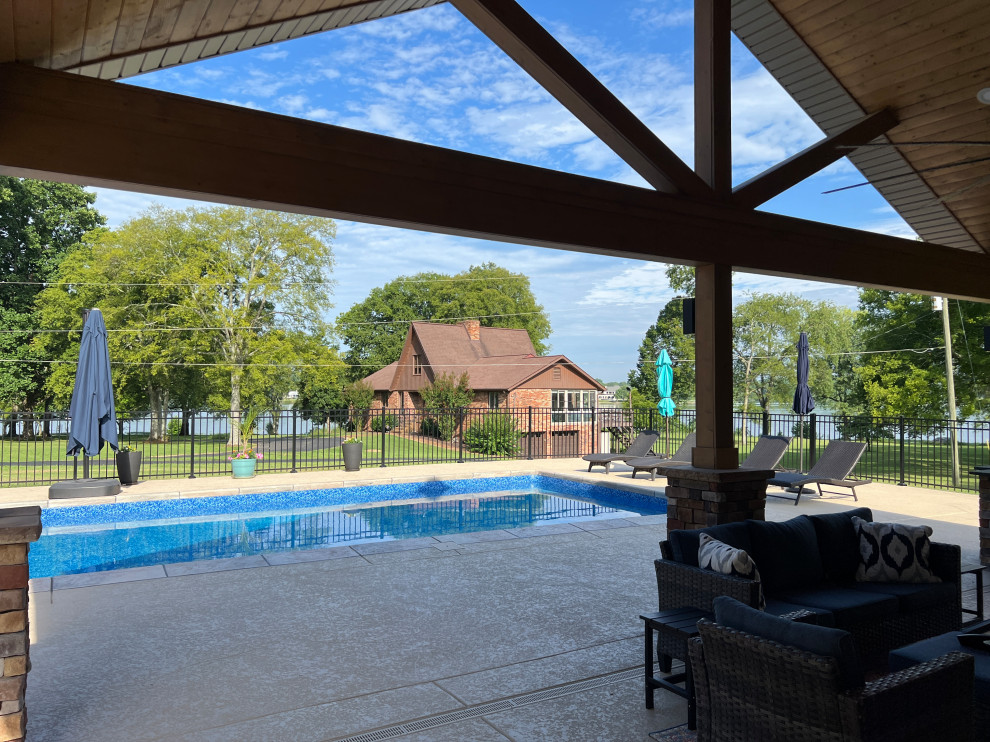 Lakeside Pool House